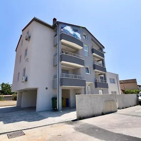 City View Apartment With 2 Bedrooms * Pula